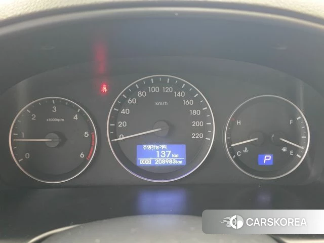 Hyundai The New Grand Starex 2018 Серебряный из Кореи, фото 2