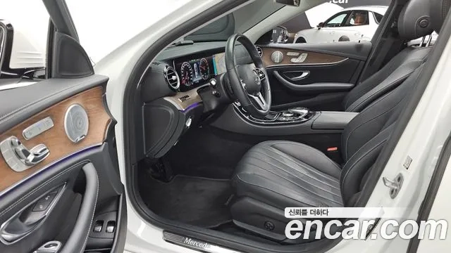 Mercedes-Benz E-Class W213 2020 Белый из Кореи, фото 2