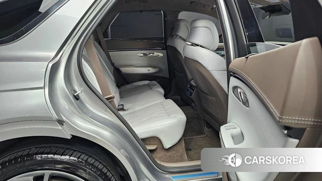 Genesis GV70 2024 Серебристо-серый из Кореи, фото 2