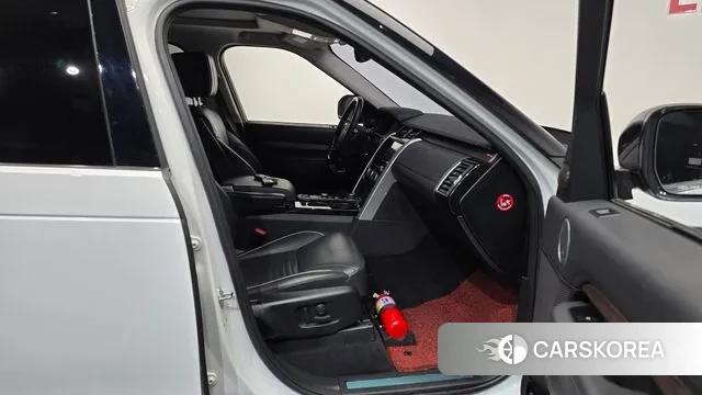 Land Rover Discovery 5 2018 Белый из Кореи, фото 2