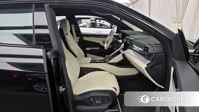 Lamborghini Urus 2024 Черный из Кореи, фото 2