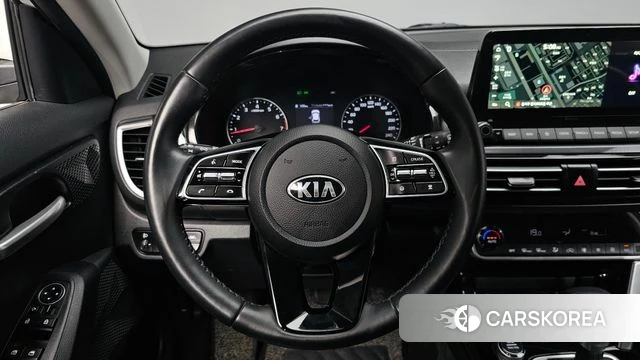 Kia Seltos 2021 Белый из Кореи, фото 2