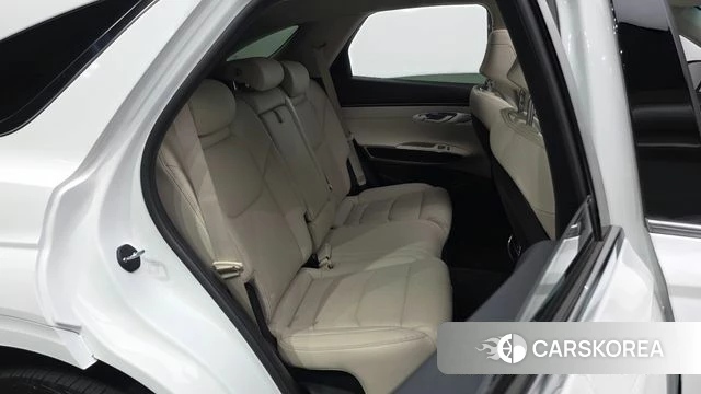 Genesis GV70 2021 Белый из Кореи, фото 2
