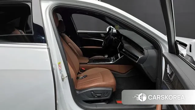 Audi A6 (C8) 2020 Белый из Кореи, фото 2