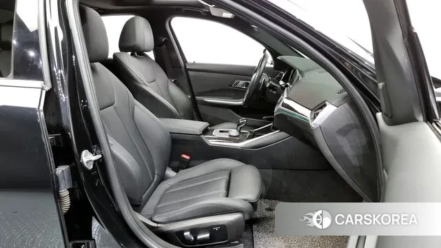 BMW 3 Series (G20) 2020 Черный из Кореи, фото 2