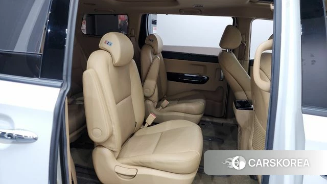 Kia The New Carnival 2019 Белый из Кореи, фото 2