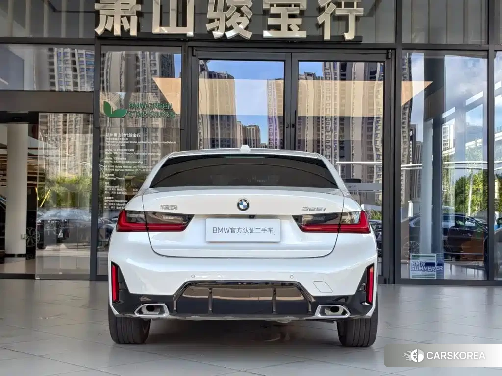 BMW 3 series 2025 Белый из Китая, фото 2
