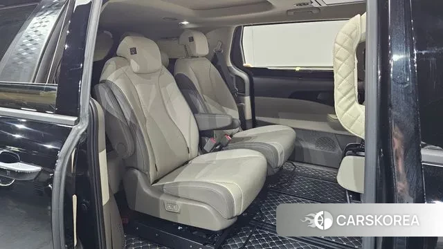 Kia The New Carnival 4th Generation 2025 Черный из Кореи, фото 2