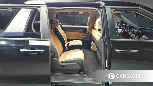 Kia Carnival 4th generation 2021 Черный из Кореи, фото 2