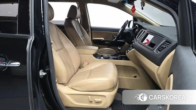 Kia The New Carnival 2018 Черный из Кореи, фото 2