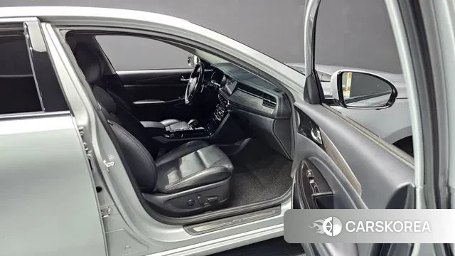 Kia K7 Premier 2020 Серебряный из Кореи, фото 2