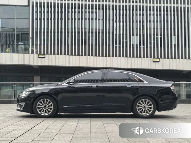 Lincoln MKZ 2019 Черный из Китая, фото 2