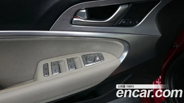 Genesis G70 2019 Красный из Кореи, фото 2