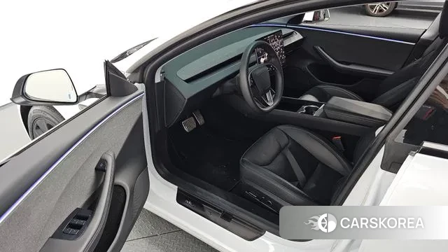 Tesla Model 3 2024 Белый из Кореи, фото 2