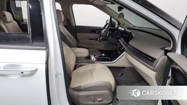 Kia Carnival 4th generation 2023 Белый из Кореи, фото 2