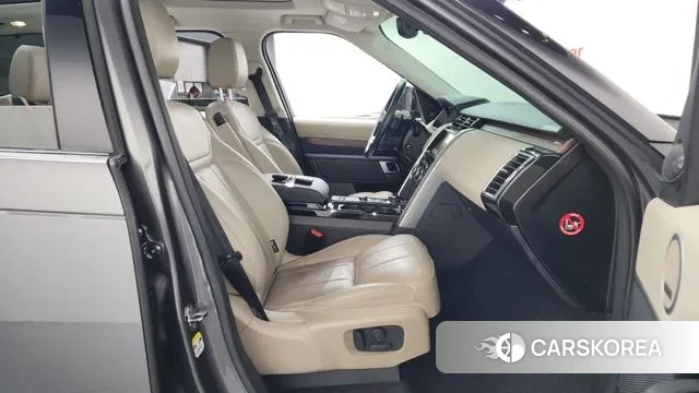 Land Rover Discovery 5 2019 Серый из Кореи, фото 2