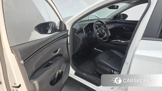 Hyundai Tucson (NX4) 2022 Белый из Кореи, фото 2