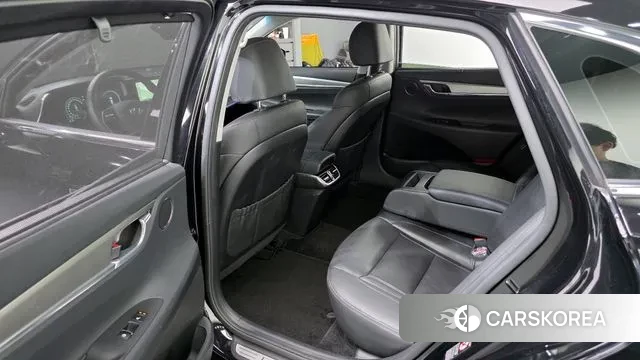 Hyundai The New Grandeur IG Hybrid 2022 Черный из Кореи, фото 2