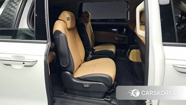 Kia Carnival 4th generation 2023 Белый из Кореи, фото 2