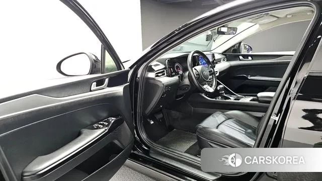 Kia K5 3rd generation 2020 Черный из Кореи, фото 2