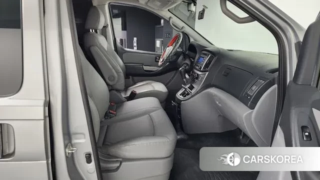 Hyundai The New Grand Starex 2019 Серебряный из Кореи, фото 2