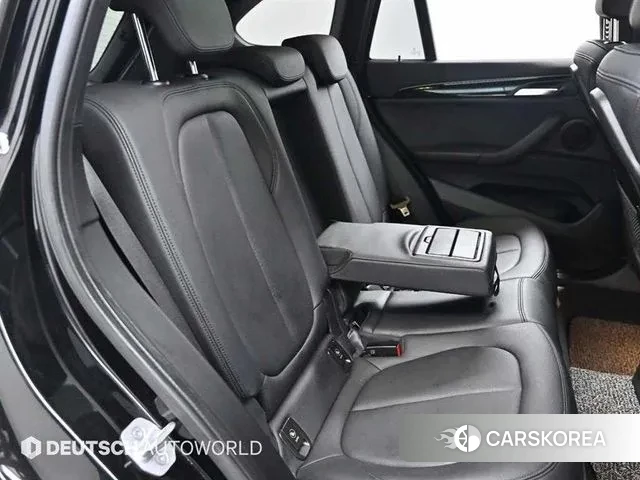 BMW X1 (F48) 2019 Черный из Кореи, фото 2