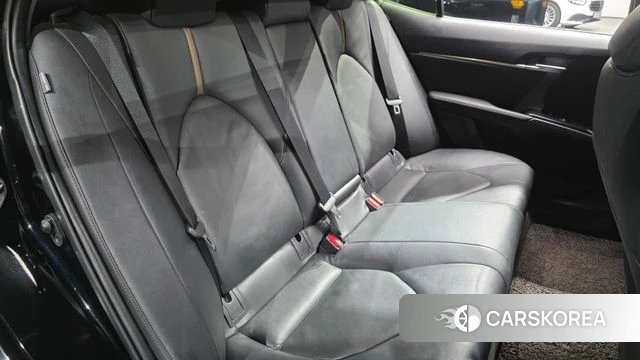 Toyota Camry (XV70) 2019 Черный из Кореи, фото 2