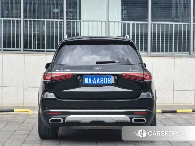 Mercedes-Benz GLS 2025 Черный из Китая, фото 2
