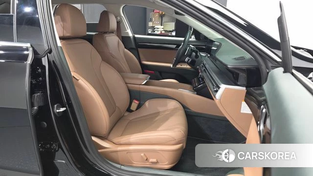 Hyundai Grandeur Hybrid (GN7) 2024 Черный из Кореи, фото 2