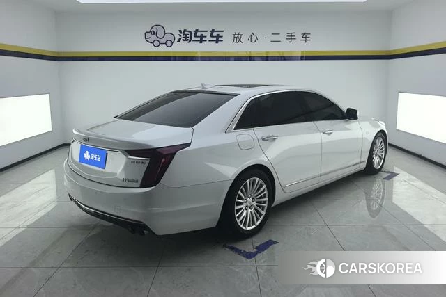 Cadillac CT6 2019 Белый из Китая, фото 2