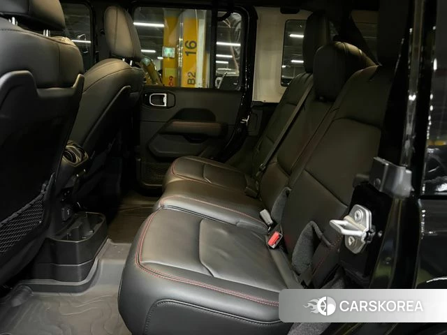 Jeep Wrangler (JL) 2025 Черный из Кореи, фото 2