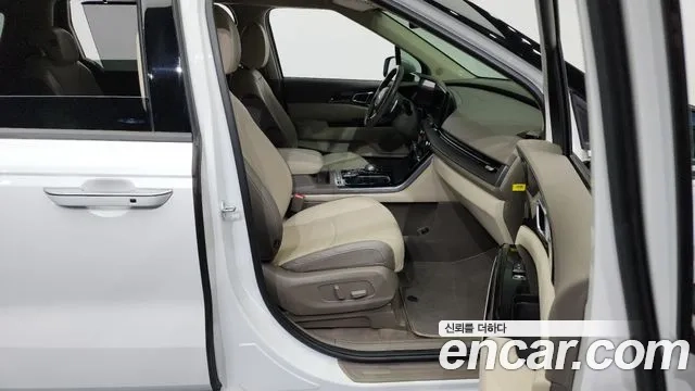 Kia Carnival 4th generation 2021 Белый из Кореи, фото 2