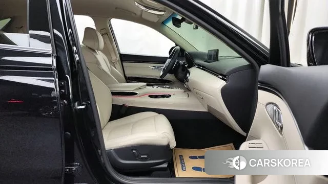 Genesis GV70 2021 Черный из Кореи, фото 2