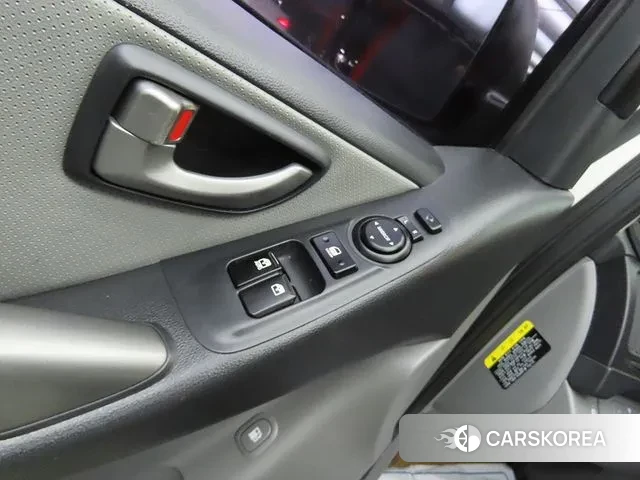 Hyundai The New Grand Starex 2019 Белый из Кореи, фото 2