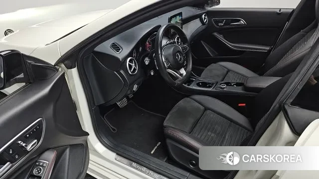 Mercedes-Benz CLA-Class C117 2018 Белый из Кореи, фото 2