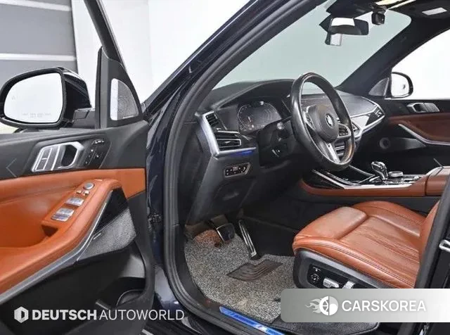 BMW X7 (G07) 2021 Черный из Кореи, фото 2