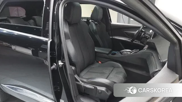 Peugeot 5008 second generation 2020 Черный из Кореи, фото 2