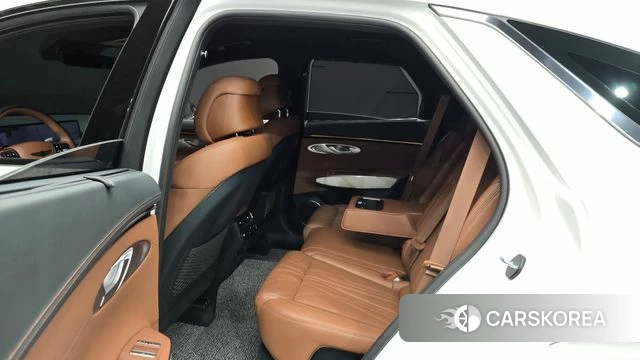 Genesis GV70 2025 Белый из Кореи, фото 2