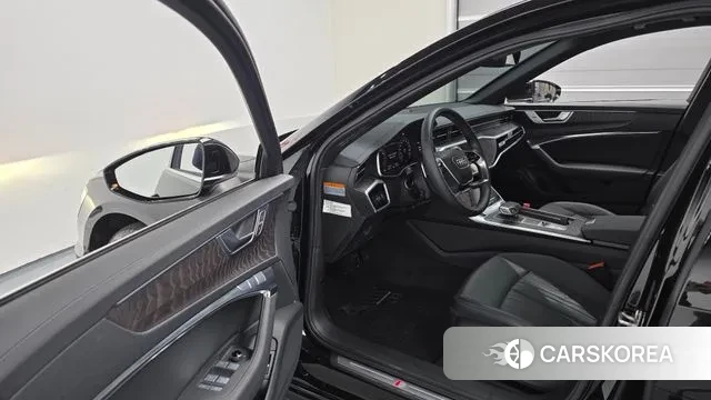 Audi A6 (C8) 2023 Черный из Кореи, фото 2