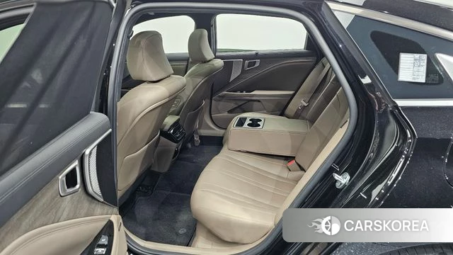 Kia K8 Hybrid 2022 Черный из Кореи, фото 2