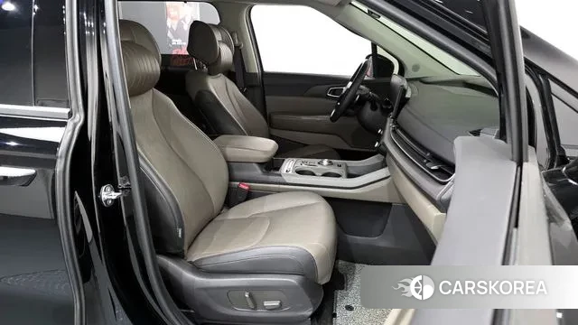 Kia The New Carnival 4th Generation 2025 Черный из Кореи, фото 2