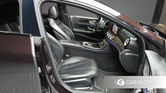Mercedes-Benz CLS-Class C257 2019 Фиолетовый из Кореи, фото 2