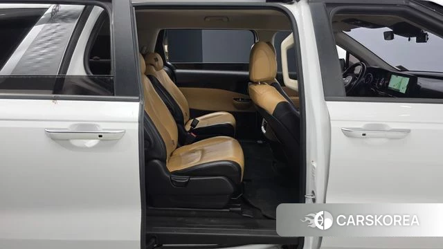 Kia Carnival 4th generation 2021 Белый из Кореи, фото 2