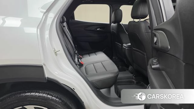 Chevrolet (GM Daewoo) The New Trail Blazer 2023 Белый из Кореи, фото 2