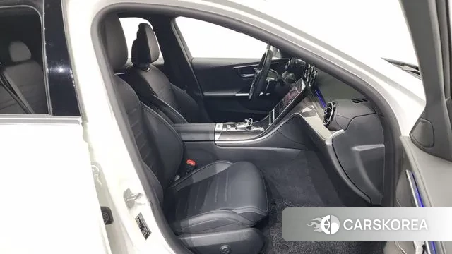 Mercedes-Benz C-Class W206 2023 Белый из Кореи, фото 2