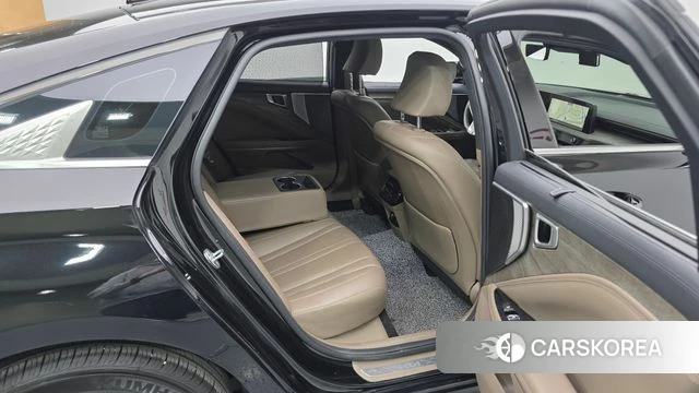 Kia K8 2022 Черный из Кореи, фото 2