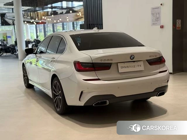 BMW 3 series 2022 Белый из Китая, фото 2