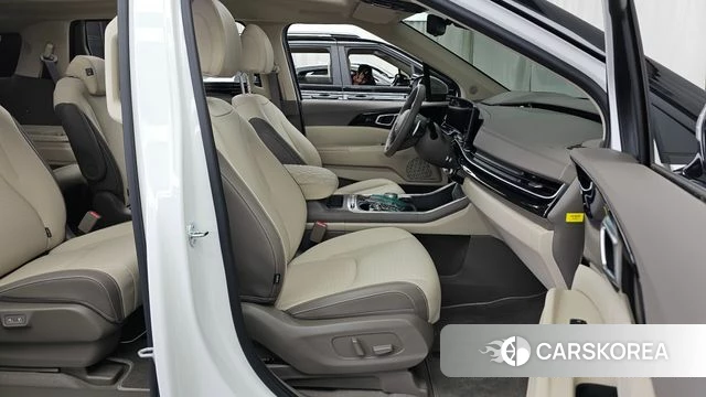 Kia The New Carnival 4th Generation 2024 Белый из Кореи, фото 2
