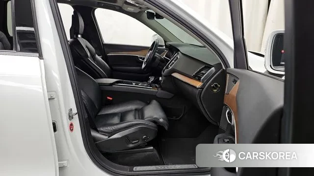 Volvo XC90 second Generation 2019 Белый из Кореи, фото 2