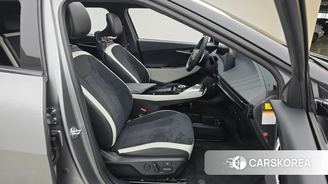 Kia EV6 2021 Серый из Кореи, фото 2